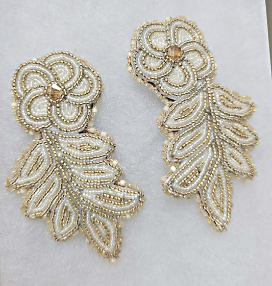 K.FRANCISBRAND Cream Beaded Earrings