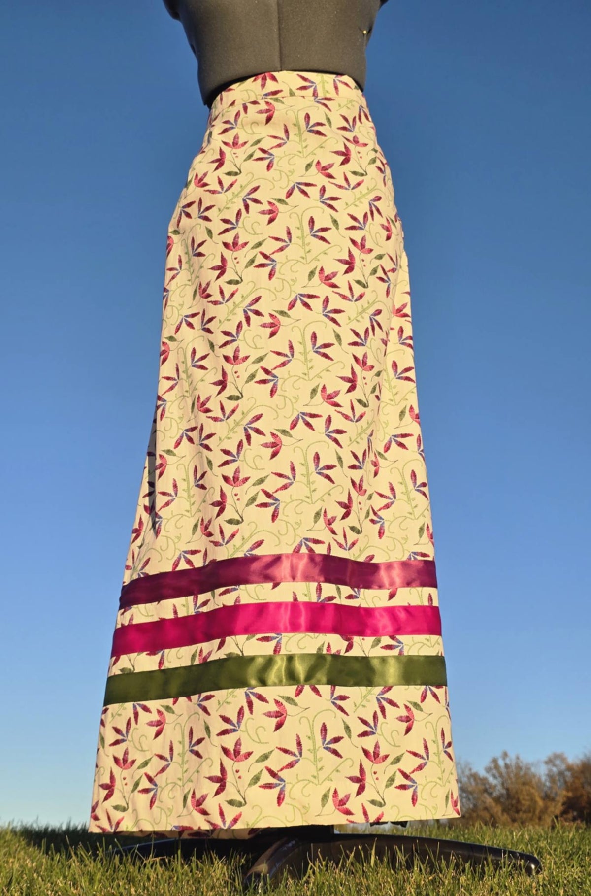 A line Ribbon Skirt with Pockets